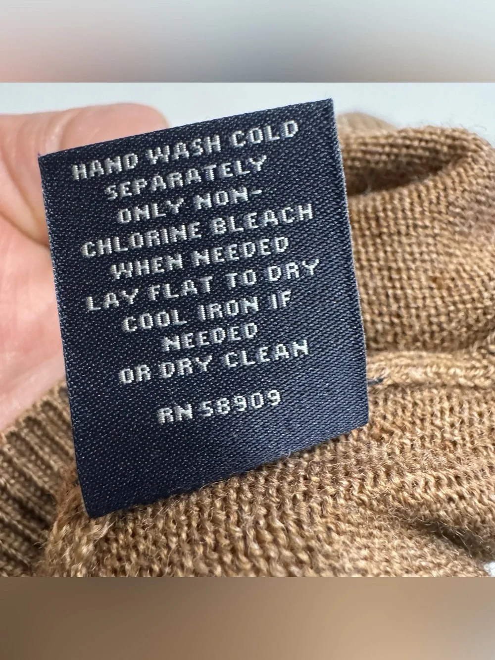 Hart Schaffner Marx Merino Wool Sweater Long Sleeve Men’s Medium Khaki Brown